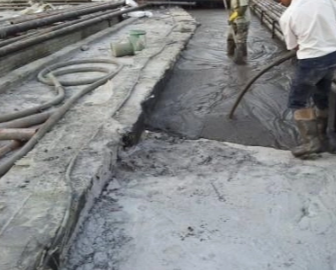 混凝土易出現泌水、離析問題的原因及解決方法